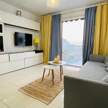 Seaview Port Royal, Cristianos, Heated Pool, Wifi * Los Cristianos (Tenerife)