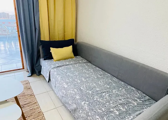 Seaview Port Royal, Cristianos, Heated Pool, Wifi 公寓 洛斯克里斯蒂亚诺斯