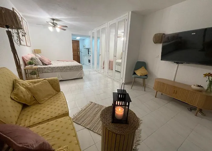 Seaview Port Royal, Cristianos, Heated Pool, Wifi 公寓 *