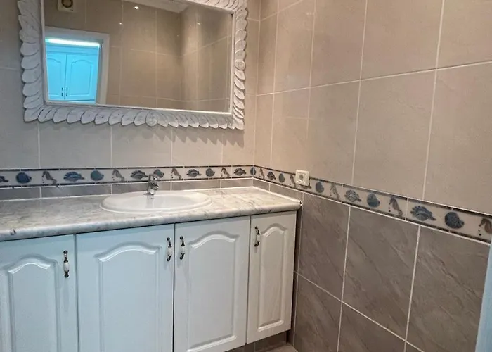 Seaview Port Royal, Cristianos, Heated Pool, Wifi 洛斯克里斯蒂亚诺斯