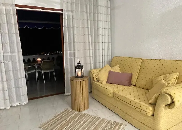 公寓 Seaview Port Royal, Cristianos, Heated Pool, Wifi *